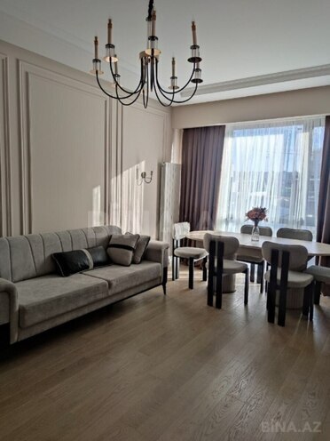 Сдаётся 3-комн. новостройка 70 м², м. Бакмил, photo 1 from 31