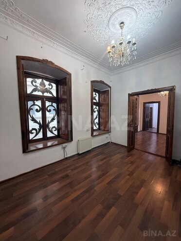 Сдаётся 3-комн. офис 100 м², м. Ичеришехер, photo 1 from 30