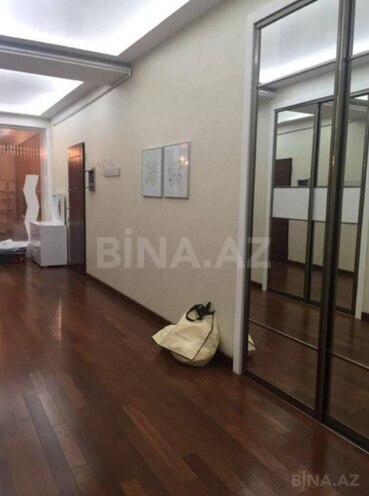 Сдаётся 4-комн. новостройка 160 м², м. Сахил, photo 10 from 17
