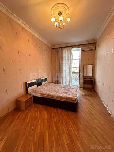 İcarəyə verilir 3 otaqlı köhnə tikili 80 m², Sahil m., photo 7 from 10