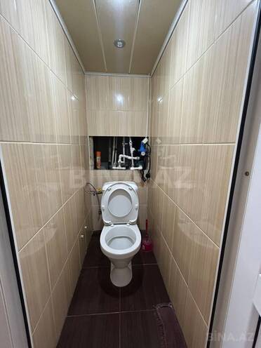 Satılır 2 otaqlı köhnə tikili 65 m², İnşaatçılar m., photo 15 from 19