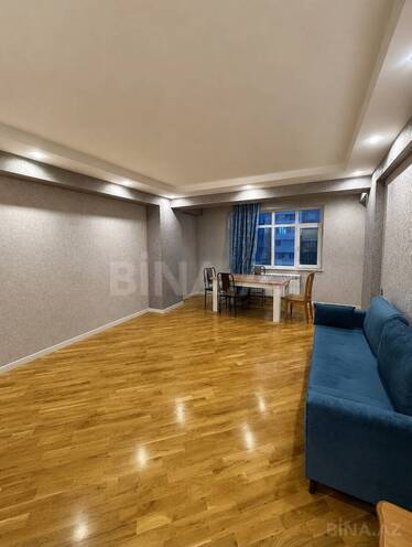 Сдаётся 2-комн. новостройка 70 м², м. Кара Караев, photo 1 from 8