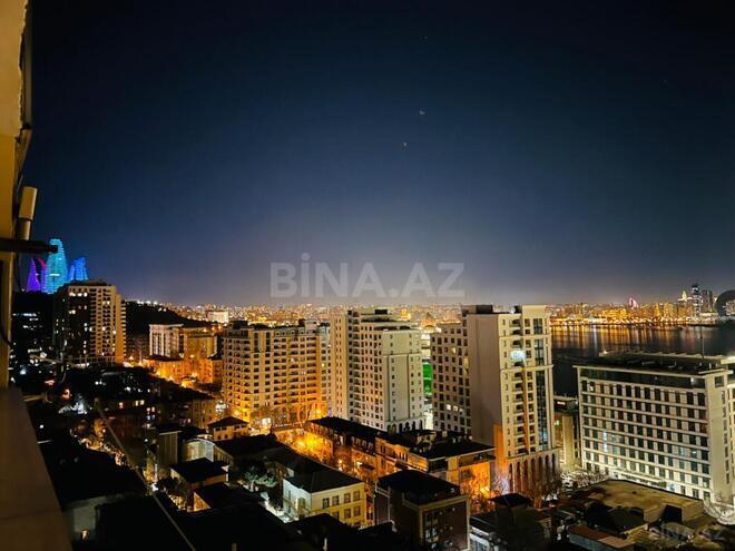 Satılır 3 otaqlı köhnə tikili 100 m², Bayıl q., photo 1 from 19