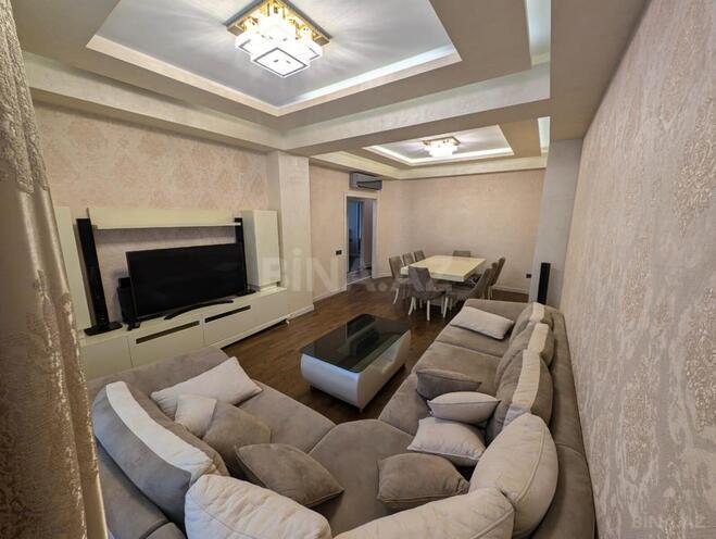 Сдаётся 4-комн. новостройка 130 м², м. Гянджлик, photo 1 from 15