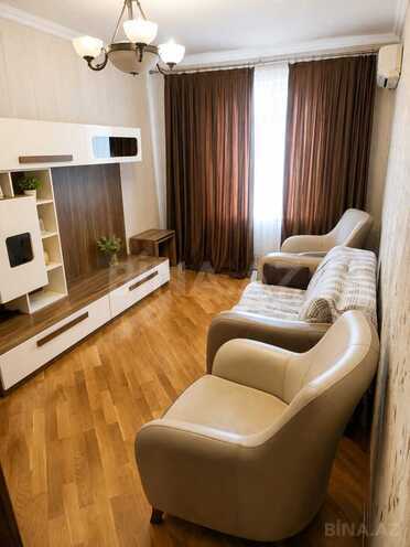İcarəyə verilir 3 otaqlı köhnə tikili 90 m², Həzi Aslanov m., photo 1 from 9