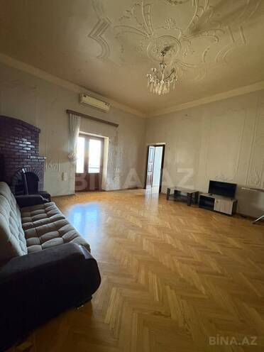 İcarəyə verilir 4 otaqlı köhnə tikili 120 m², 28 May m., photo 3 from 19
