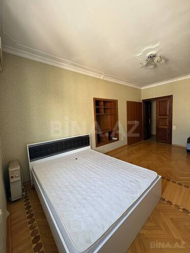 İcarəyə verilir 4 otaqlı köhnə tikili 120 m², 28 May m., photo 10 from 19