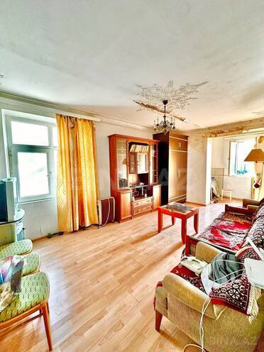 Satılır 2 otaqlı köhnə tikili 37 m², Qara Qarayev m., photo 3 from 12