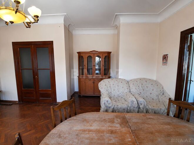 Продаётся 3-комн. вторичка 101 м², Насиминский  р., photo 9 from 20
