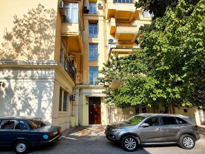 Продаётся 3-комн. вторичка 101 м², Насиминский  р., photo 5 from 20