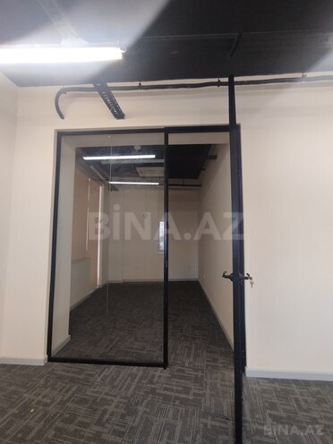 Сдаётся 4-комн. офис 200 м², м. Низами, photo 14 from 18