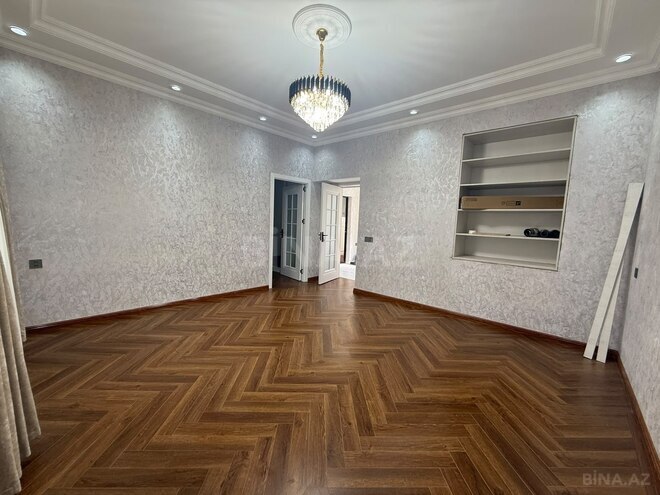 Продаётся 2-комн. вторичка 45 м², м. Ичеришехер, photo 3 from 17