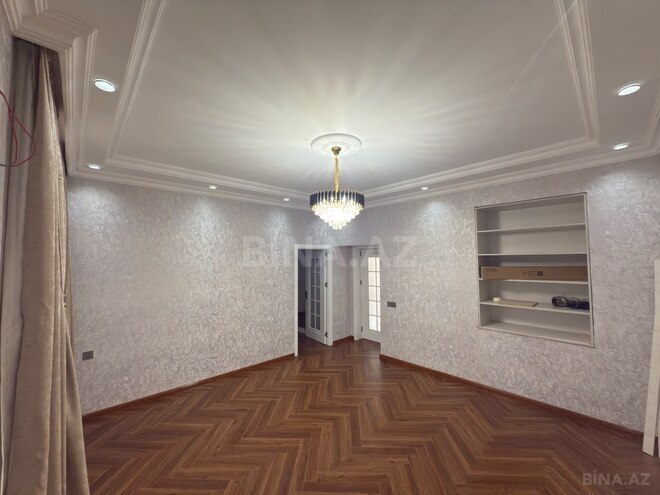 Продаётся 2-комн. вторичка 45 м², м. Ичеришехер, photo 4 from 17