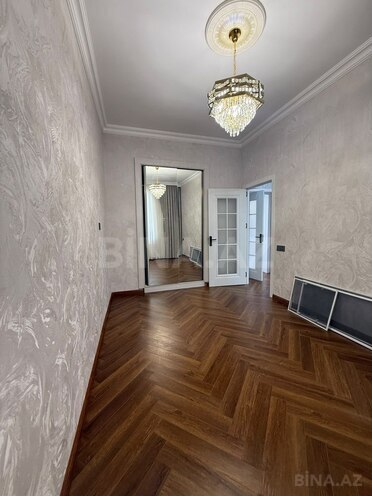 Продаётся 2-комн. вторичка 45 м², м. Ичеришехер, photo 7 from 17