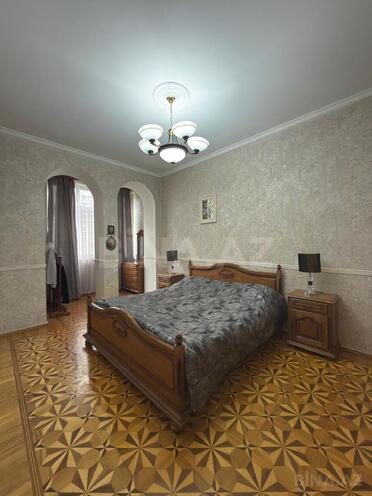 Satılır 2 otaqlı köhnə tikili 75 m², Nəsimi r., photo 3 from 8