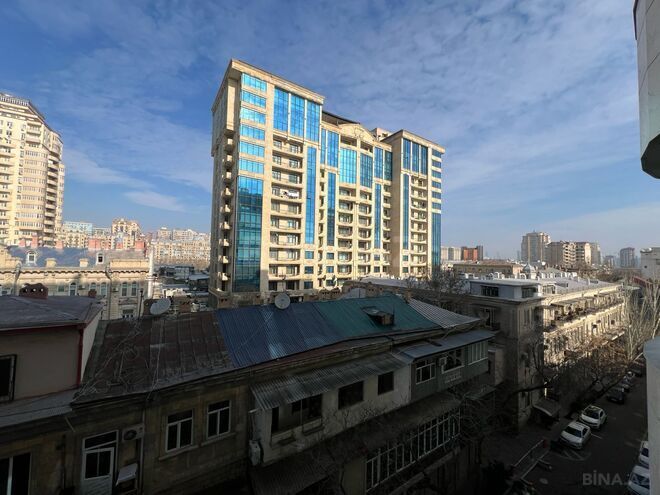 Сдаётся 3-комн. новостройка 130 м², м. Сахил, photo 26 from 28