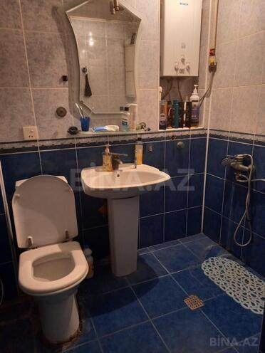 Продаётся 3-комн. вторичка 70 м², м. Низами, photo 8 from 9