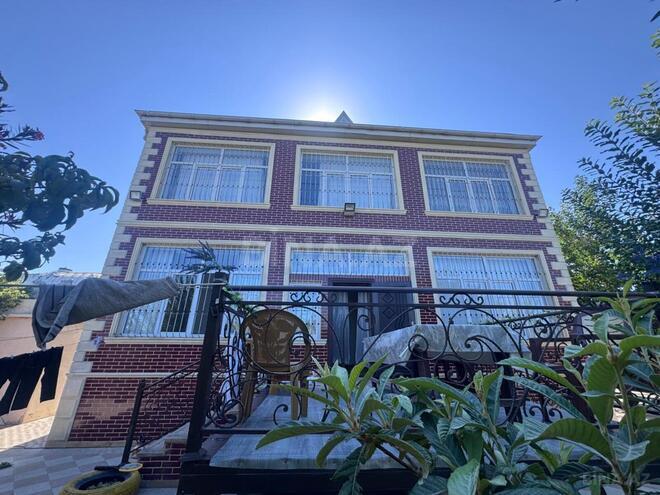 Продаётся 7-комн. дом/дача 380 м², пос. Шаган, photo 1 from 32