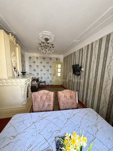 Satılır 3 otaqlı köhnə tikili 90 m², Nəsimi m., photo 1 from 14