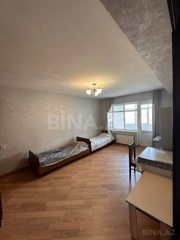Сдаётся 3-комн. вторичка 110 м², м. Ази Асланов, photo 6 from 19