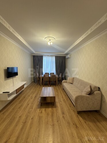 Сдаётся 2-комн. новостройка 82 м², м. Ази Асланов, photo 1 from 13
