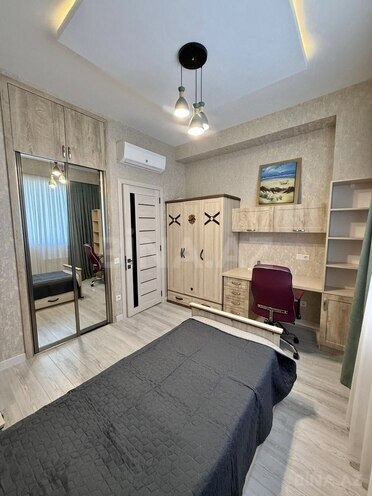 Сдаётся 3-комн. новостройка 120 м², Хатаинский р., photo 10 from 18