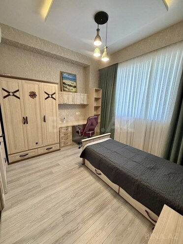 Сдаётся 3-комн. новостройка 120 м², Хатаинский р., photo 9 from 18