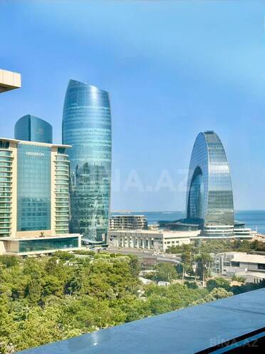 İcarəyə verilir 4 otaqlı yeni tikili 150 m², 28 May m., photo 11 from 30