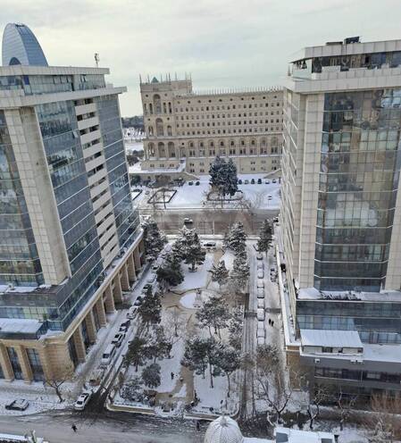 İcarəyə verilir 4 otaqlı yeni tikili 150 m², 28 May m., photo 24 from 30