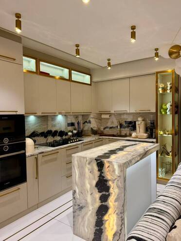 İcarəyə verilir 4 otaqlı yeni tikili 150 m², 28 May m., photo 6 from 30