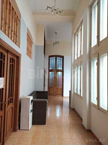 Продаётся 4-комн. вторичка 180 м², м. Сахил, photo 18 from 26