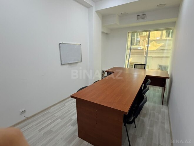 Сдаётся 1-комн. офис 18 м², м. Сахил, photo 4 from 6