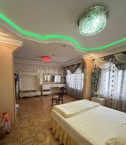 Satılır 4 otaqlı köhnə tikili 112 m², Neftçilər m., photo 3 from 6