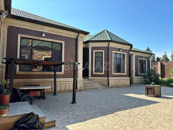 Satılır 5 otaqlı həyət evi/bağ evi 800 m², Şüvəlan q., photo 1 from 24