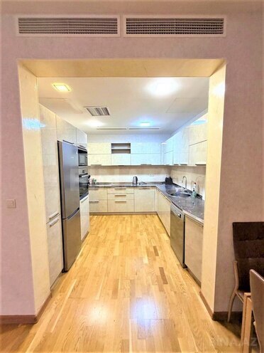 Сдаётся 2-комн. новостройка 90 м², Насиминский  р., photo 10 from 17