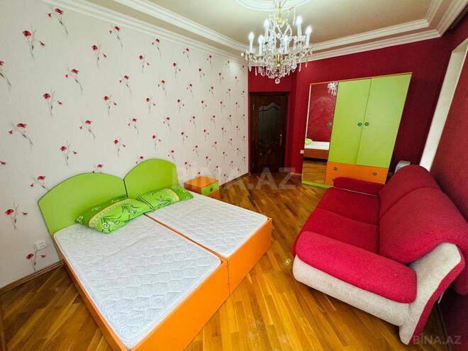Сдаётся 4-комн. новостройка 170 м², м. Низами, photo 18 from 24