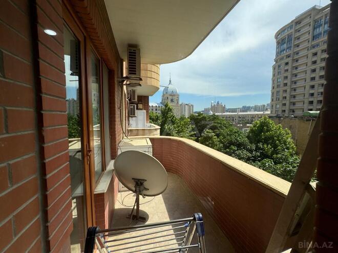 Сдаётся 4-комн. новостройка 170 м², м. Низами, photo 22 from 24