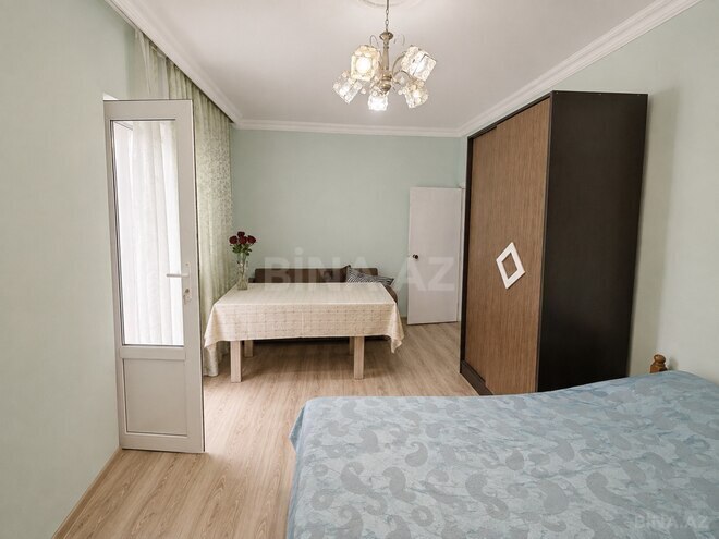 Satılır 1 otaqlı köhnə tikili 35 m², 9-cu mikrorayon q., photo 3 from 8