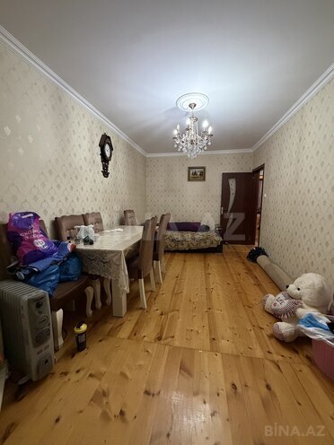Продаётся 2-комн. вторичка 65 м², м. Ази Асланов, photo 5 from 13