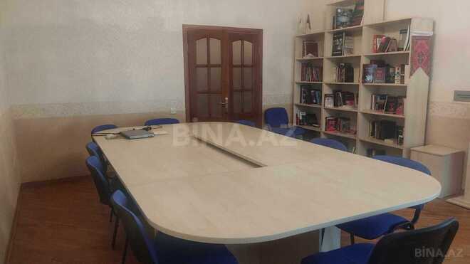 Сдаётся 1-комн. офис 30 м², м. Элмляр Академиясы, photo 1 from 10
