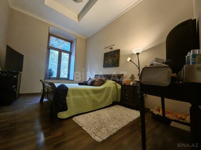 Продаётся 5-комн. вторичка 258 м², м. Ичеришехер, photo 15 from 32
