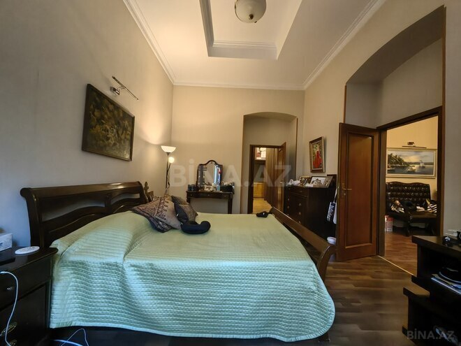 Продаётся 5-комн. вторичка 258 м², м. Ичеришехер, photo 18 from 32