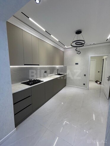 Satılır 2 otaqlı köhnə tikili 65 m², İnşaatçılar m., photo 8 from 17
