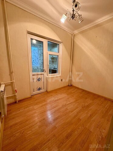 Satılır 2 otaqlı köhnə tikili 45 m², İnşaatçılar m., photo 7 from 17