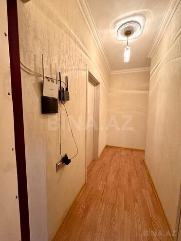 Satılır 2 otaqlı köhnə tikili 45 m², İnşaatçılar m., photo 12 from 17