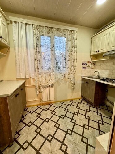 Satılır 2 otaqlı köhnə tikili 45 m², İnşaatçılar m., photo 9 from 17