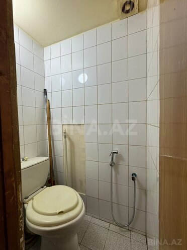 Satılır 1 otaqlı köhnə tikili 40 m², İnşaatçılar m., photo 8 from 9