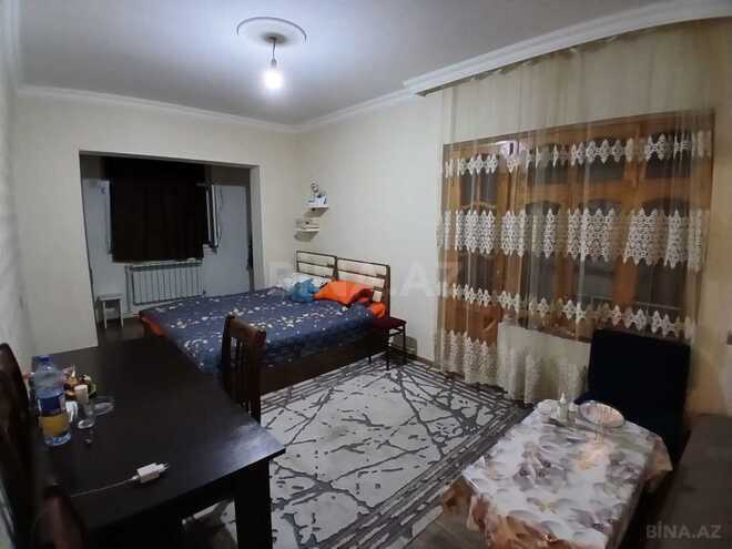 Продаётся 1-комн. вторичка 50 м², photo 1 from 31