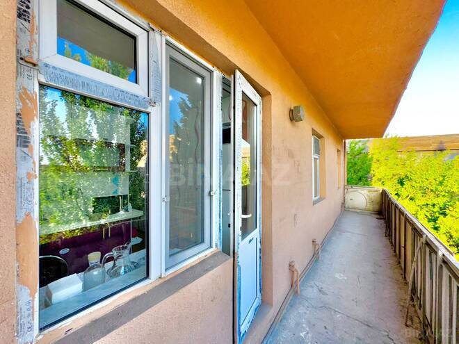 Satılır 2 otaqlı köhnə tikili 60 m², Qara Qarayev m., photo 11 from 17