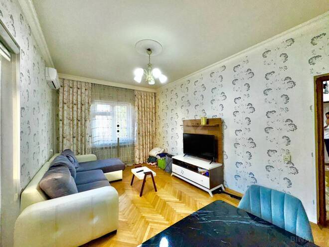 Satılır 2 otaqlı köhnə tikili 60 m², Qara Qarayev m., photo 4 from 17